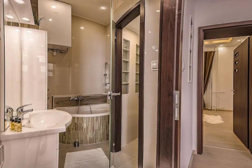 Szechenyi Renovated 2Br At Danube River Budapest Exterior foto